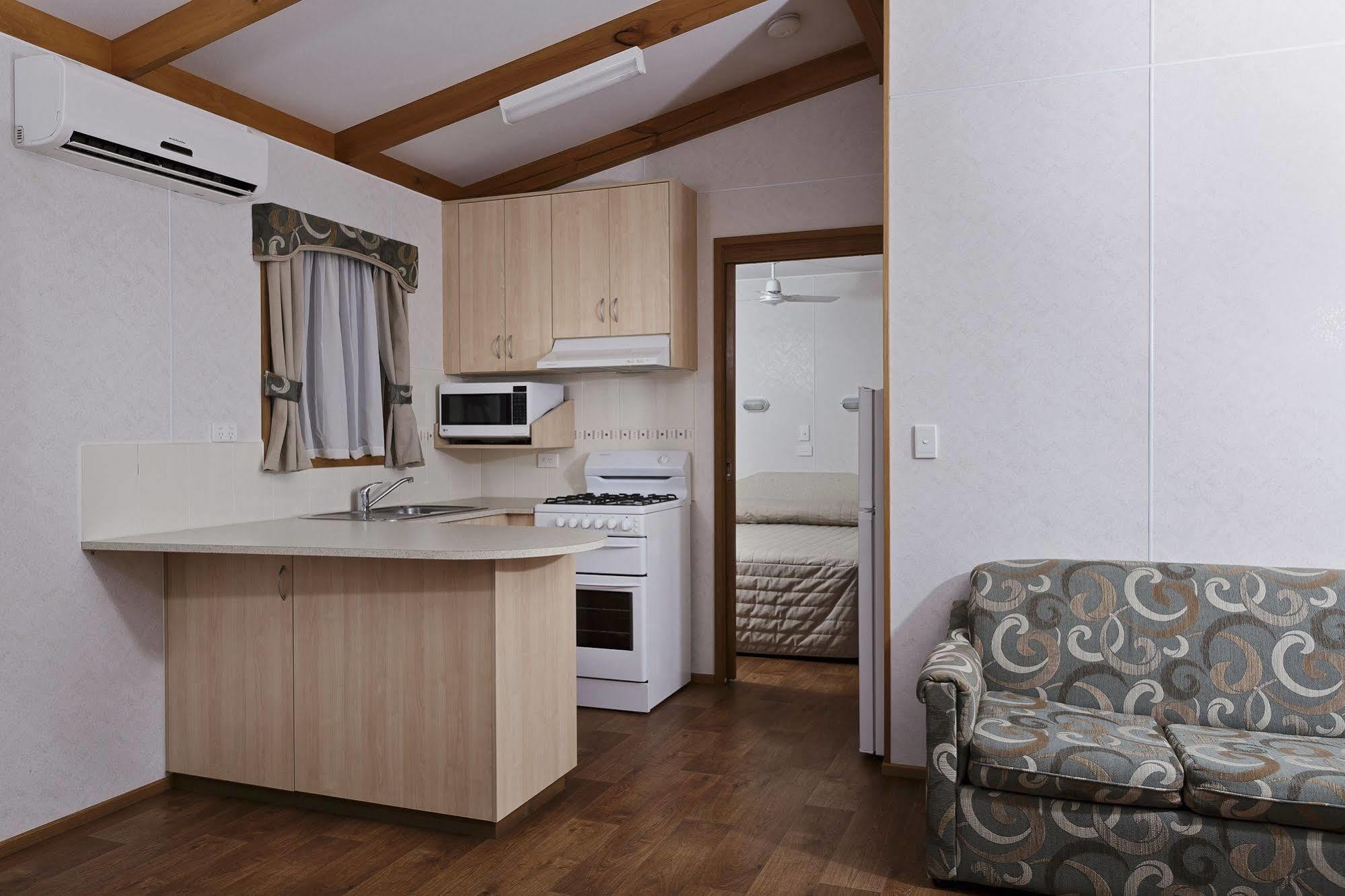 Big4 Mudgee Holiday Park Exterior foto